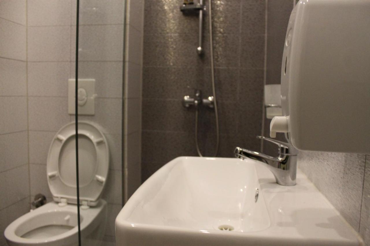 Kosovo Polje Hotel Sonoma מראה חיצוני תמונה